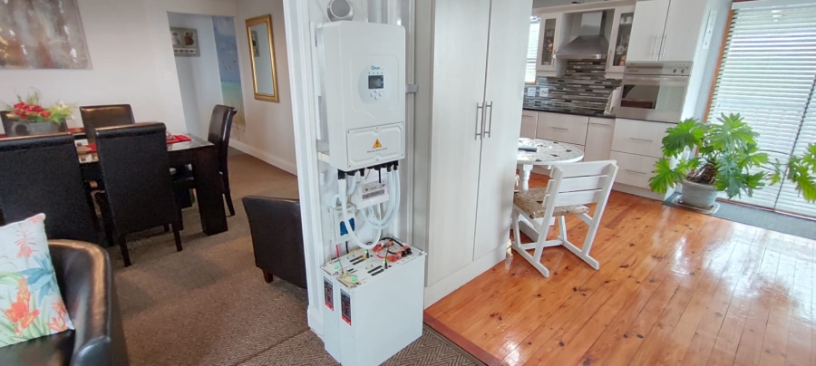 4 Bedroom Property for Sale in Stilbaai Wes Western Cape